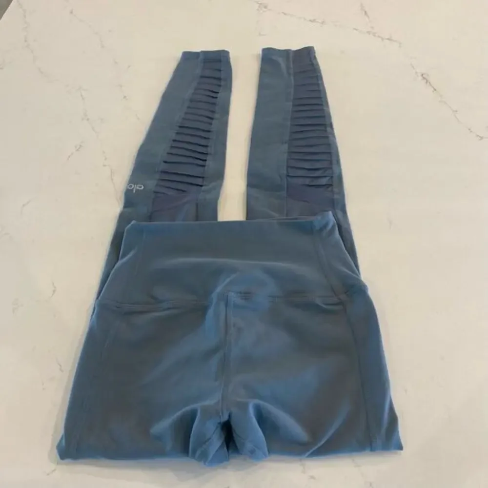 Alo Yoga High-Waist Moto‎ Leggings Size XS